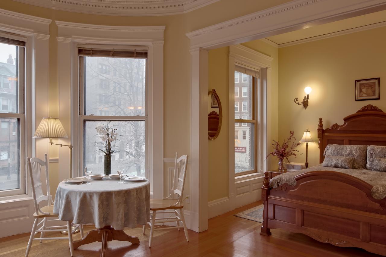 Bed and Breakfast The Gryphon House Бостон Екстер'єр фото