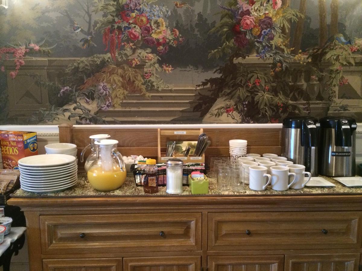 Bed and Breakfast The Gryphon House Бостон Екстер'єр фото